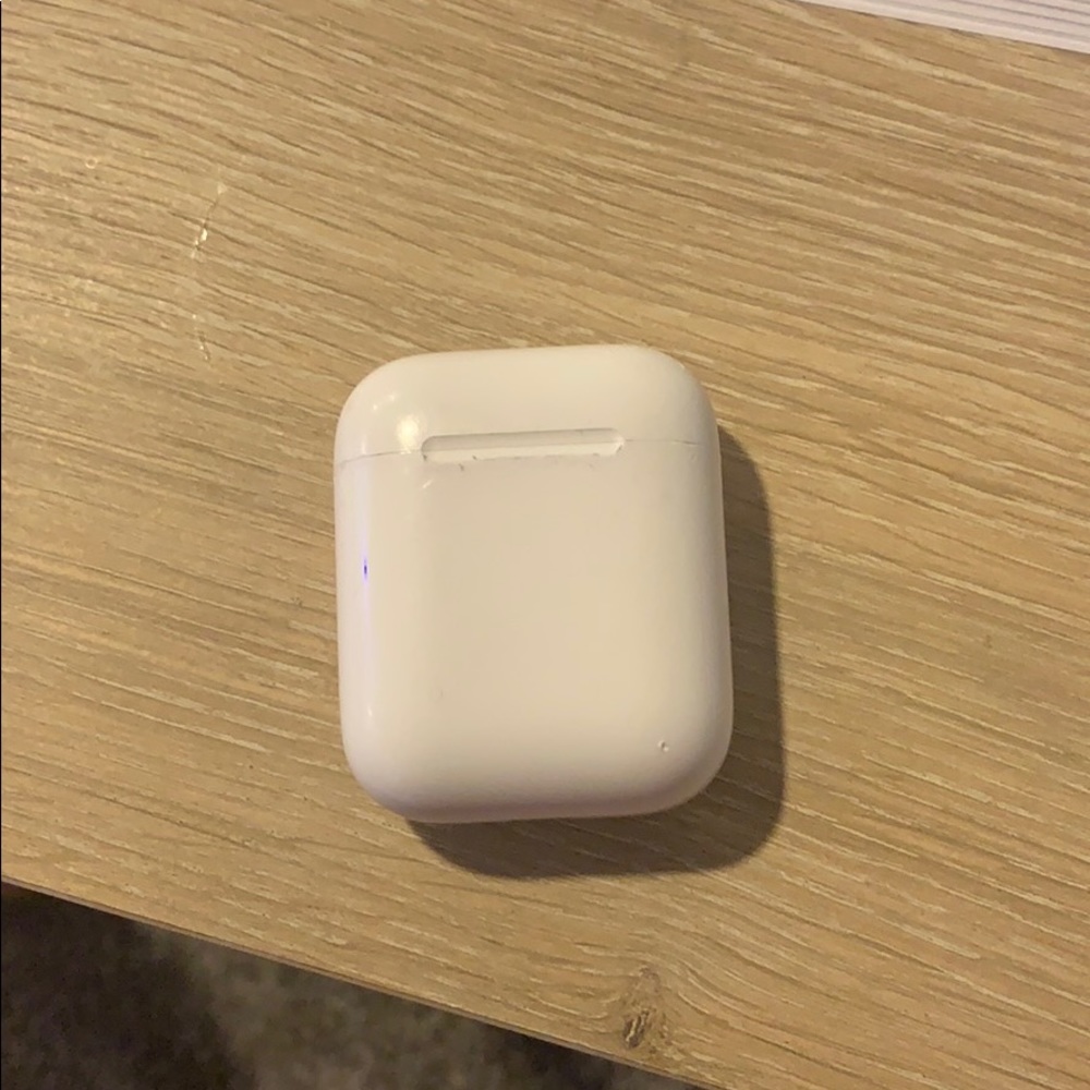Apple AirPods